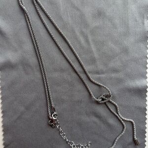 Sterling Silver Necklace - Bow/Knot